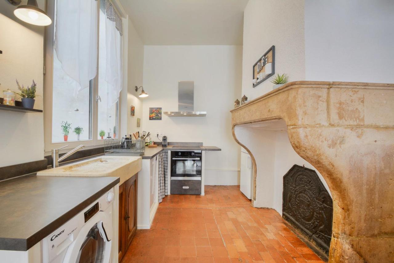 Le Cocon Des Deux Sirenes - Studio Cosy Pour 2 A Nancy Buitenkant foto